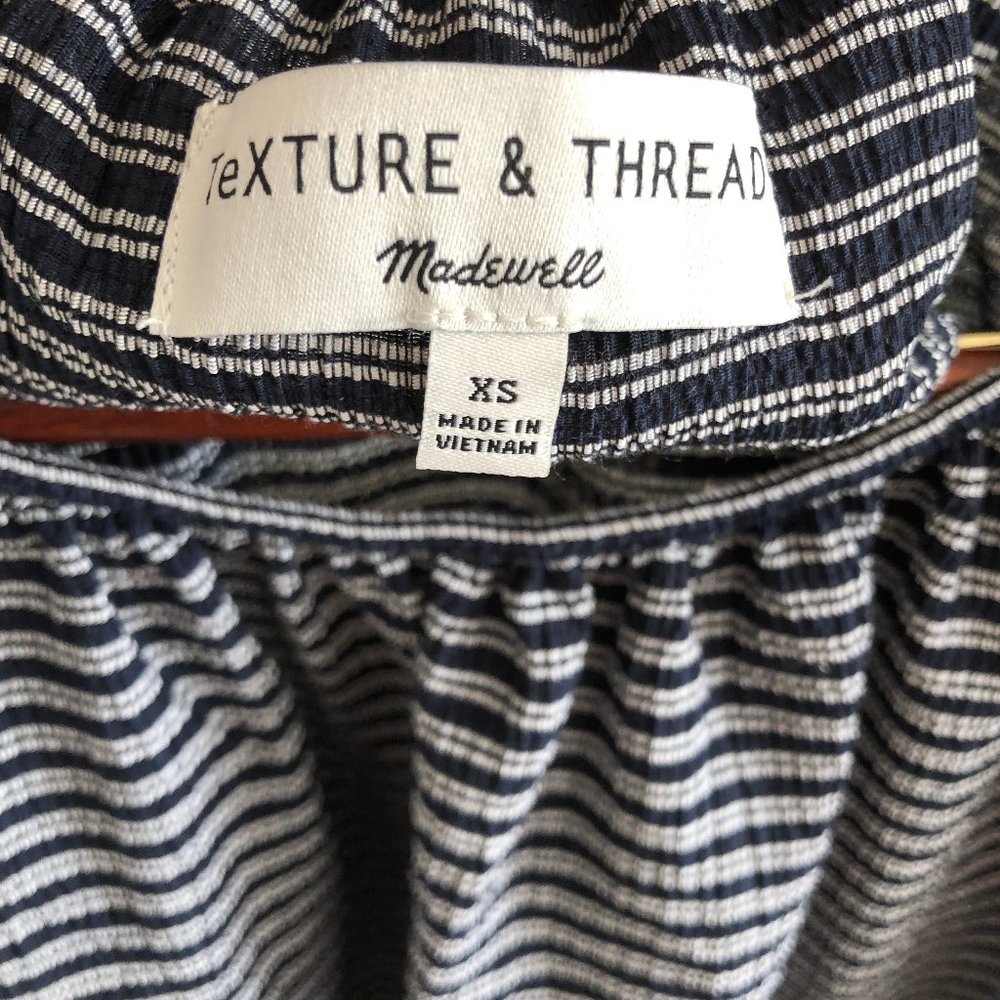 Madewell Texture & Thread Ruffle Top - Picture 3 of 5